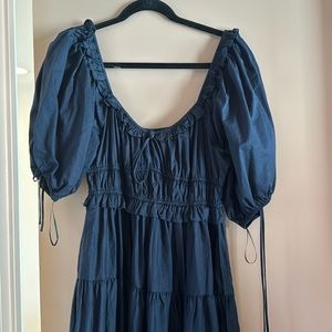 En Saison Puff Sleeved tiered midi dress- navy